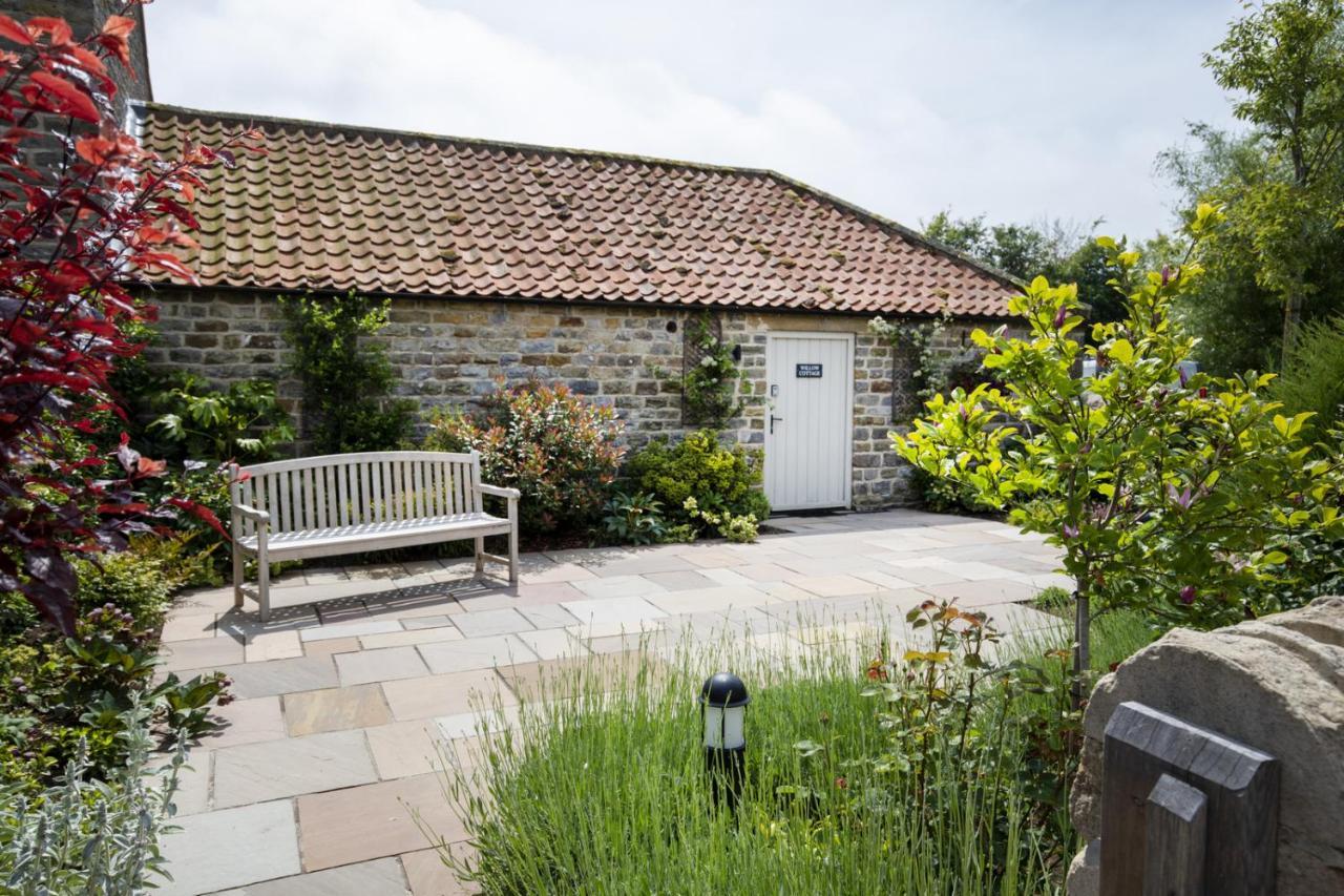 Thirley Cotes Farm Cottages Скарборо Экстерьер фото