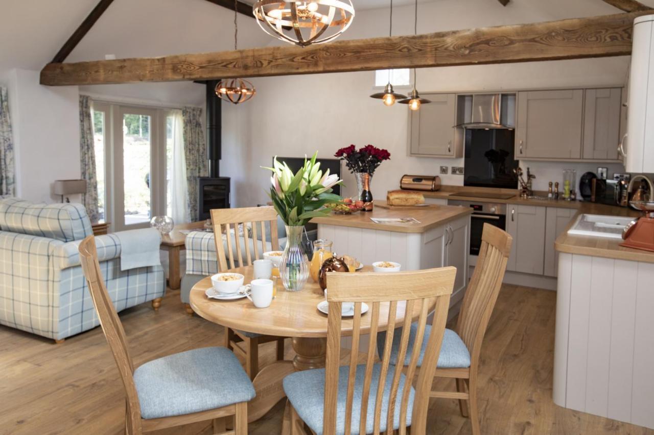 Thirley Cotes Farm Cottages Скарборо Экстерьер фото